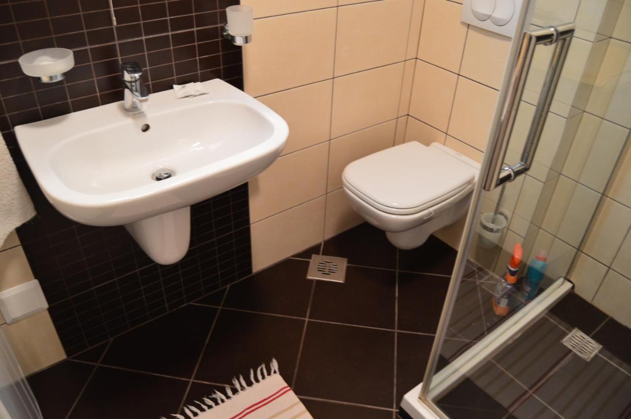 Apartman Mile Lejlighed Subotica Eksteriør billede