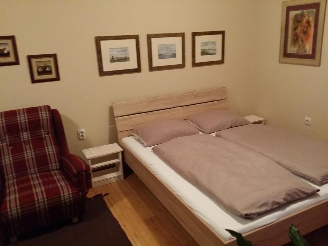 Apartman Mile Lejlighed Subotica Eksteriør billede